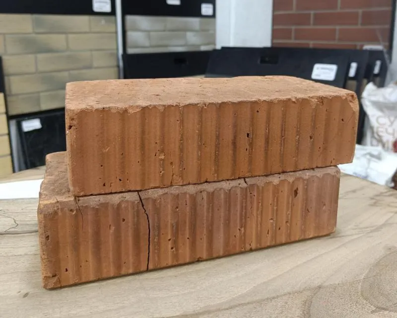 Печной полнотелый кирпич ИКЗ стал дешевле